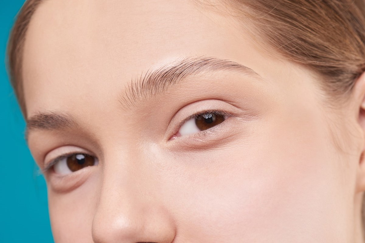 Skinny Brows: Are narrow eyebrows back? And how can you copy the trend?